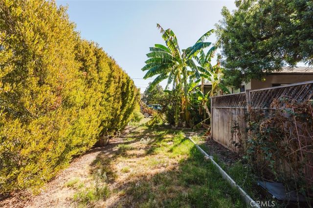 18328 Gresham Street, Northridge, CA 91325