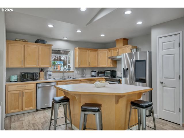 2456 Gillette Dr Se, Port Orchard, WA 98366
