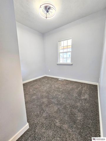 2108 J Street, Omaha, NE 68107