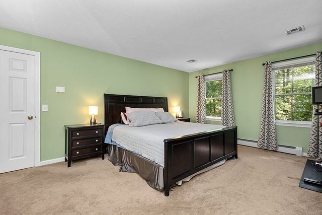 65 Woods Xing, Holliston, MA 01746