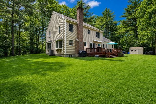 65 Woods Xing, Holliston, MA 01746