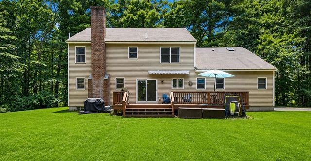 65 Woods Xing, Holliston, MA 01746