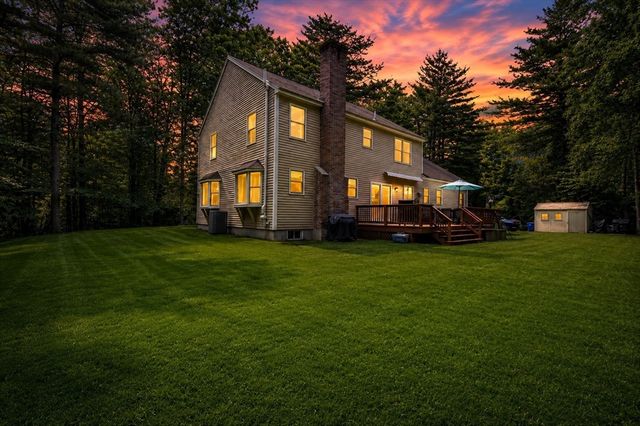 65 Woods Xing, Holliston, MA 01746