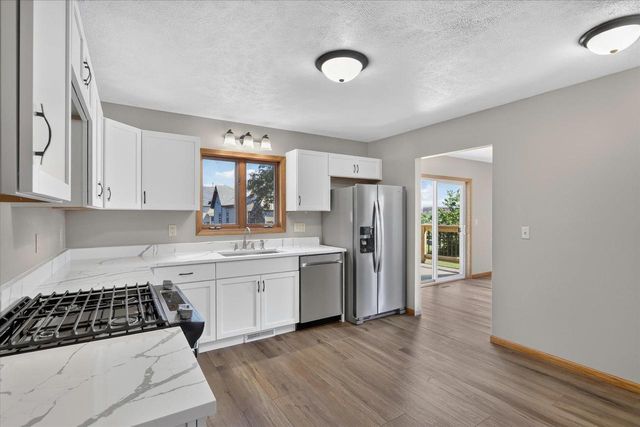 215 Roosevelt Avenue, Beloit, WI 53511