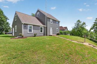 215 Roosevelt Avenue, Beloit, WI 53511