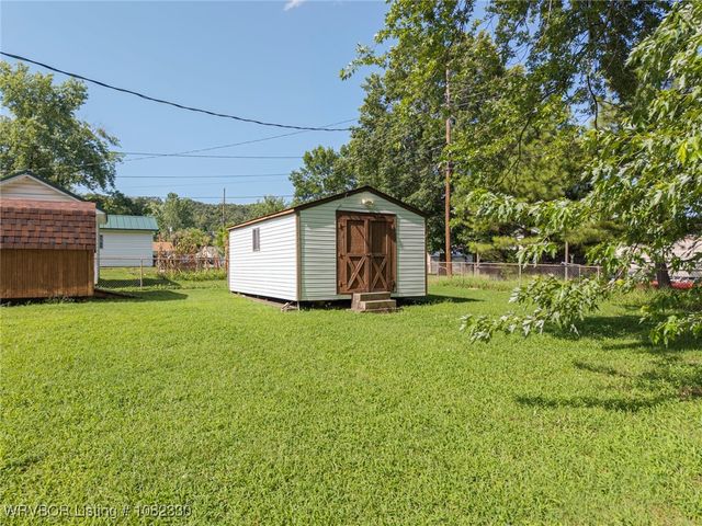4815 S 32nd Street, Fort Smith, AR 72903