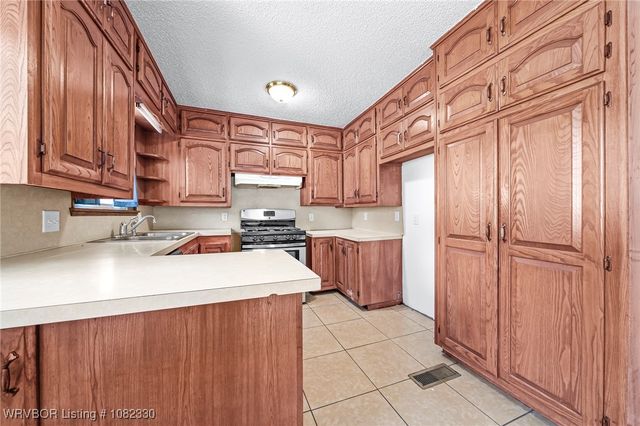 4815 S 32nd Street, Fort Smith, AR 72903