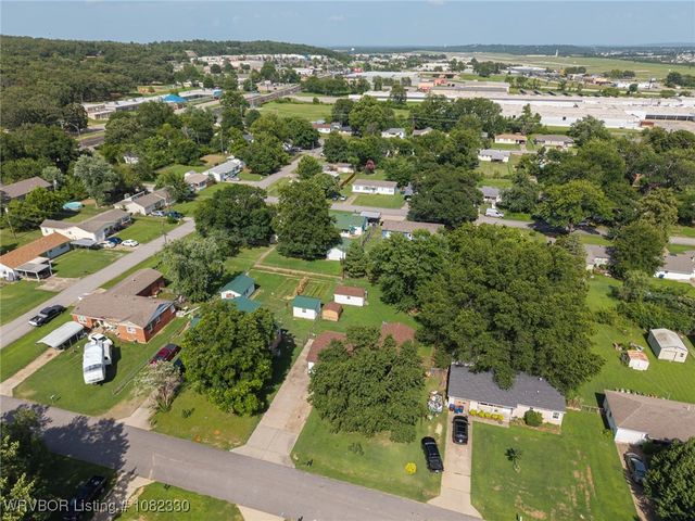 4815 S 32nd Street, Fort Smith, AR 72903