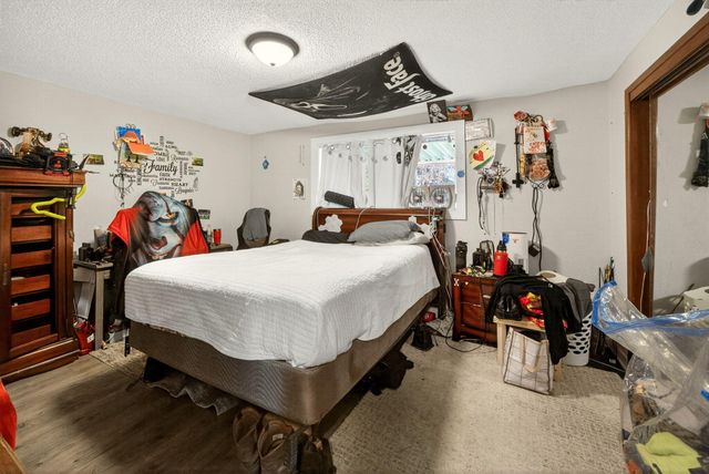 2175 Delta Waters Road, Medford, OR 97504