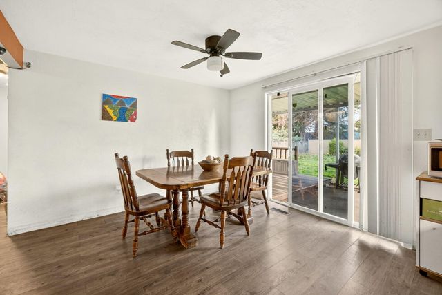 2175 Delta Waters Road, Medford, OR 97504