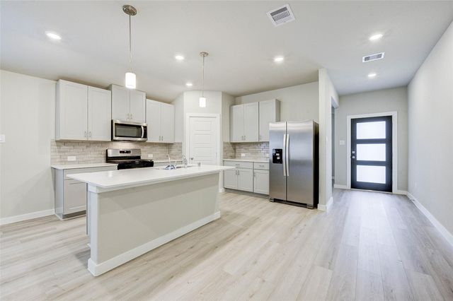 1575 King Ranch Road, Conroe, TX 77301