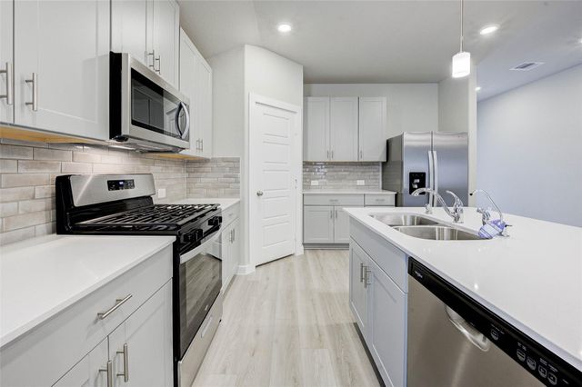 1575 King Ranch Road, Conroe, TX 77301