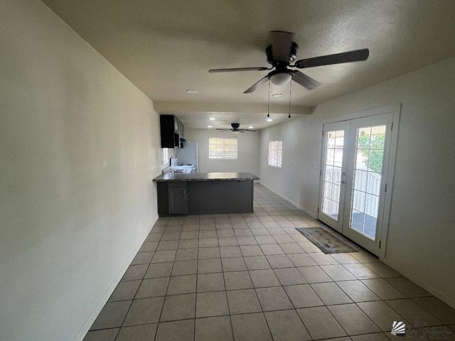 1065 S Dora Ave, Yuma, AZ 85364