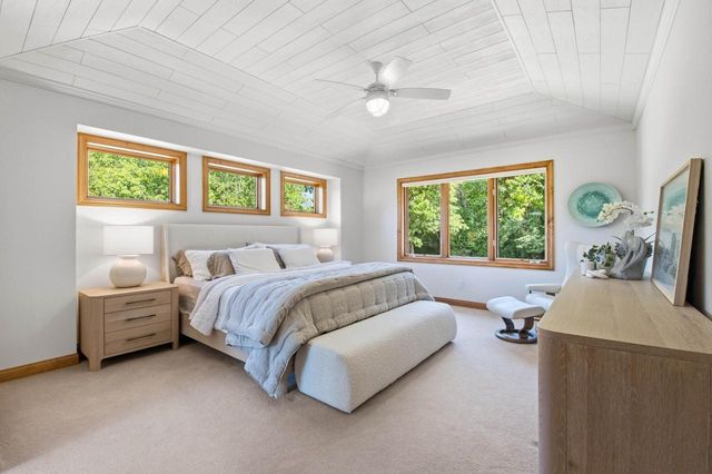 N41W28088 Glacier ROAD, Pewaukee, WI 53072