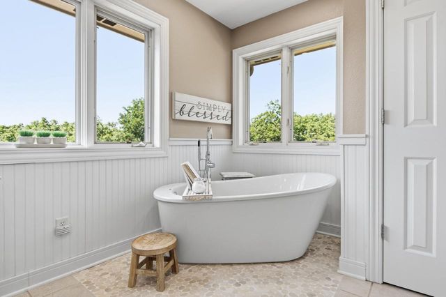 N41W28088 Glacier ROAD, Pewaukee, WI 53072