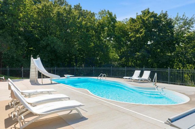N41W28088 Glacier ROAD, Pewaukee, WI 53072