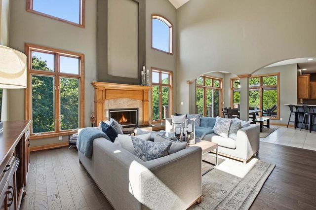 N41W28088 Glacier ROAD, Pewaukee, WI 53072