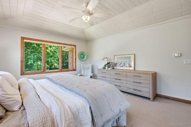 N41W28088 Glacier ROAD, Pewaukee, WI 53072