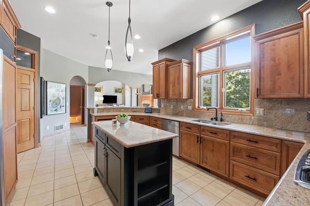 N41W28088 Glacier ROAD, Pewaukee, WI 53072