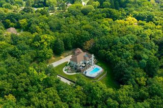 N41W28088 Glacier ROAD, Pewaukee, WI 53072