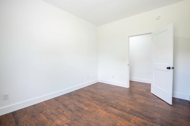 2708 N Chamberlain Avenue, Chattanooga, TN 37406