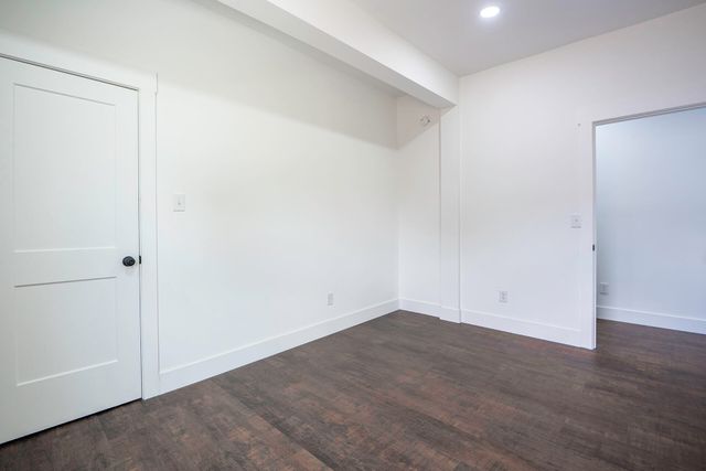 2708 N Chamberlain Avenue, Chattanooga, TN 37406