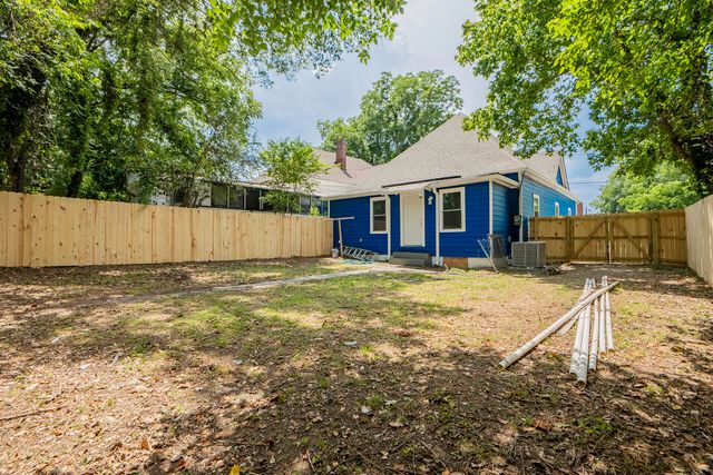2708 N Chamberlain Avenue, Chattanooga, TN 37406