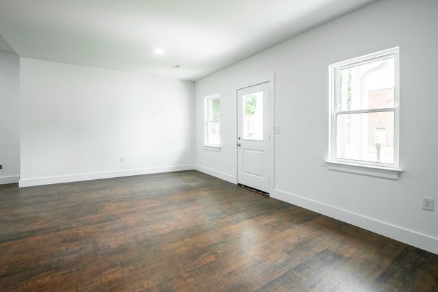 2708 N Chamberlain Avenue, Chattanooga, TN 37406