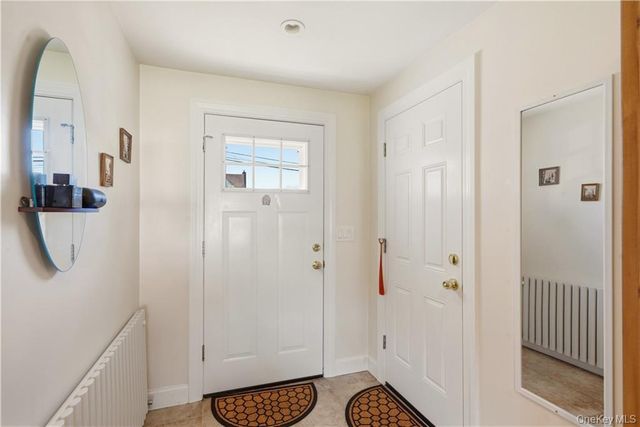 15 Russel Avenue, Bethpage, NY 11714