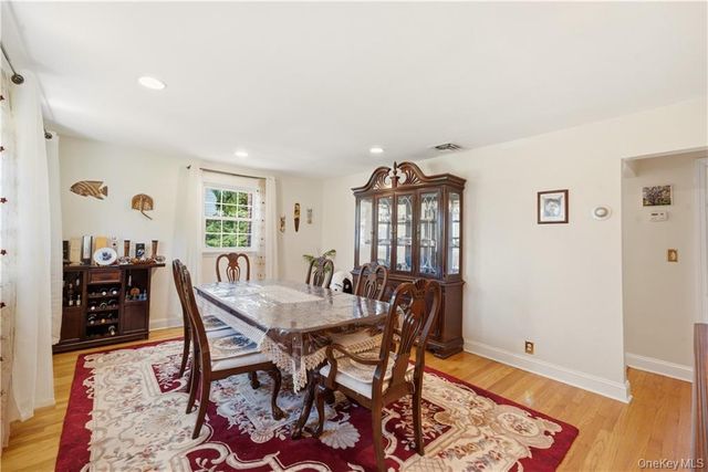 15 Russel Avenue, Bethpage, NY 11714