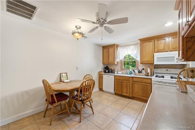 15 Russel Avenue, Bethpage, NY 11714