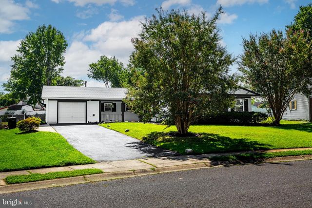 18 EDEN ROCK LN, Willingborough, NJ 08046