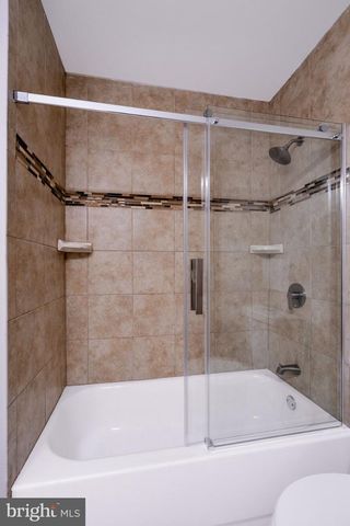 18 EDEN ROCK LN, Willingborough, NJ 08046