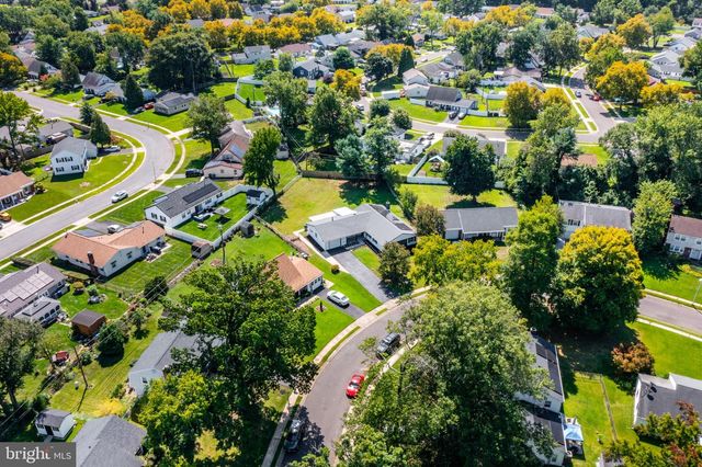 18 EDEN ROCK LN, Willingborough, NJ 08046