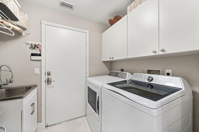 15791 Cedar Grove Lane, Wellington, FL 33414