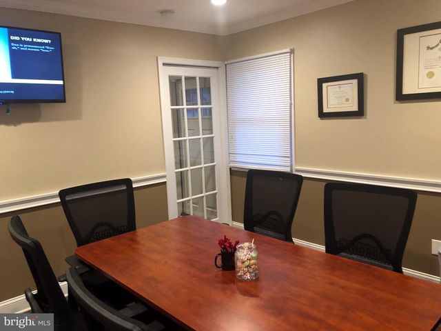 9200 ACADEMY RD #1ST FLOOR & PARKING, Philadelphia, PA 19114