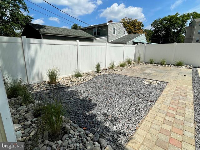 9200 ACADEMY RD #1ST FLOOR & PARKING, Philadelphia, PA 19114