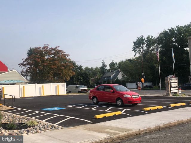 9200 ACADEMY RD #1ST FLOOR & PARKING, Philadelphia, PA 19114