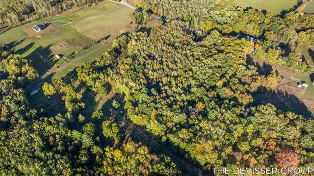 VL 34th, Allegan, MI 49010