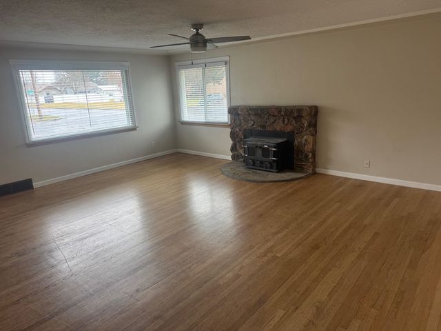 301 E Ermina Ave, Spokane, WA 99027