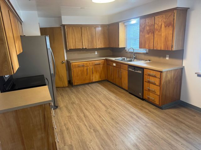 301 E Ermina Ave, Spokane, WA 99027