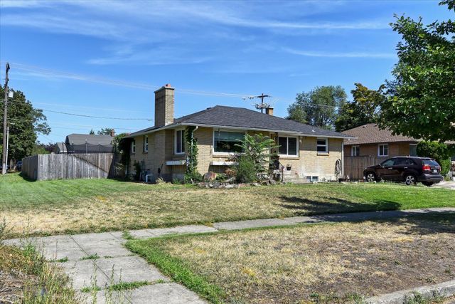 301 E Ermina Ave, Spokane, WA 99027