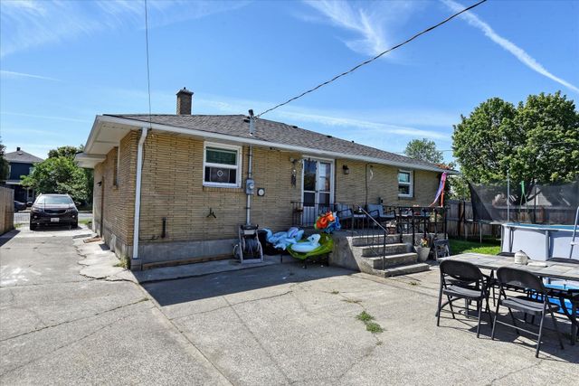 301 E Ermina Ave, Spokane, WA 99027