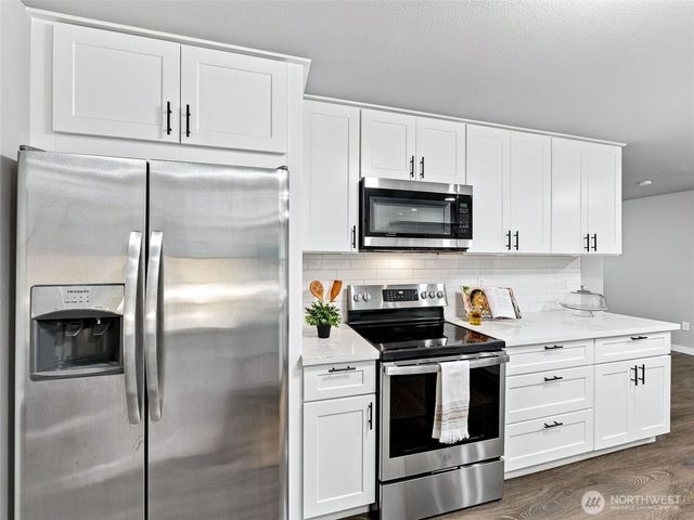 8925 Timber Loop SE, Olympia, WA 98513
