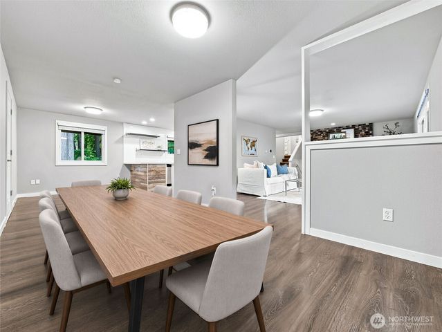 8925 Timber Loop SE, Olympia, WA 98513