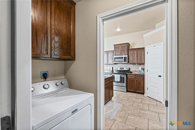 1905 Broken Shoe Trail, Temple, TX 76502