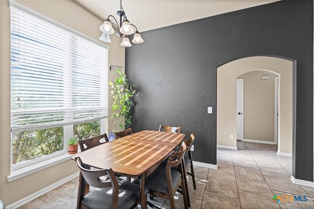 1905 Broken Shoe Trail, Temple, TX 76502