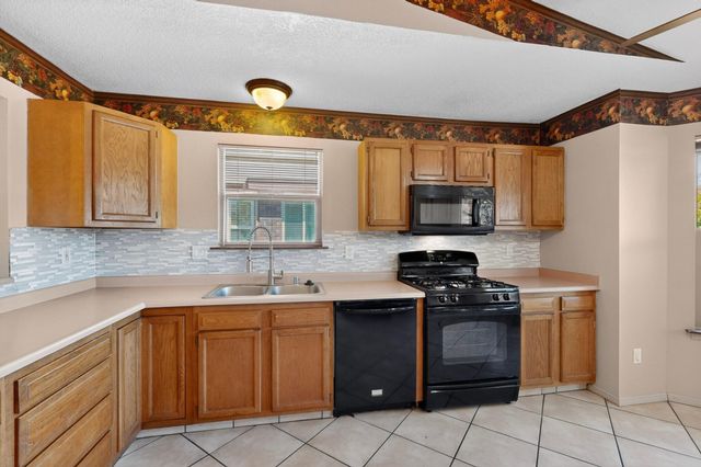 4604 Prairie View Road NW, Albuquerque, NM 87120
