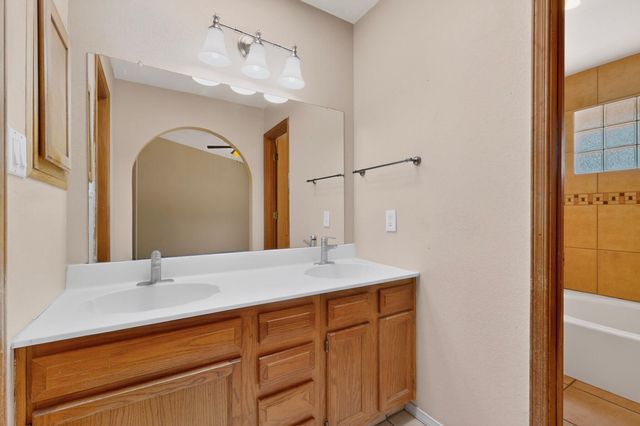 4604 Prairie View Road NW, Albuquerque, NM 87120