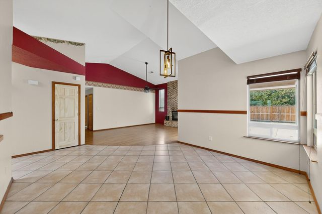 4604 Prairie View Road NW, Albuquerque, NM 87120